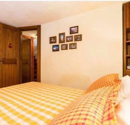 Mountain House 100 Meters From Cableway Prázdninový dům Courmayeur